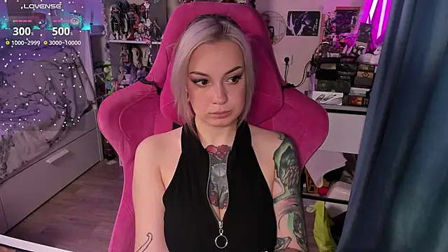 Snapshot of ChloeKohaku chatting on February 2026 04:08:02 AM ChloeKohaku online show from February 2026 04:08:02 AM