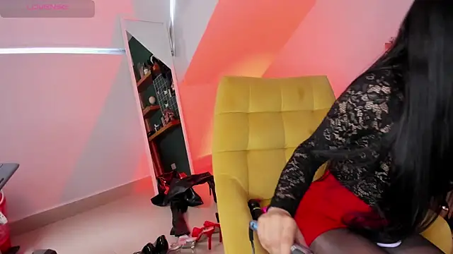 Ashley leon  online show from February 2026 02:38:01 PM