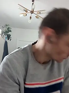 maciej online show from December 2025 12:11:01 PM