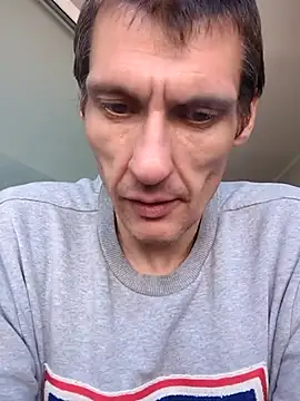 Snapshot of maciej chatting on July 2026 07:38:02 AM maciej online show from July 2026 07:38:02 AM