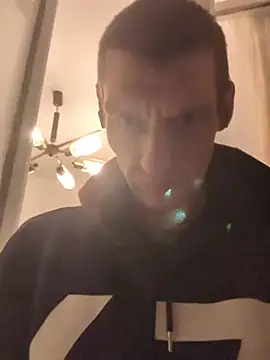 maciej online show from December 2025 11:22:01 PM