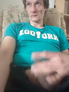 Snapshot of maciej chatting on October 2025 12:02:02 PM maciej online show from October 2025 12:02:02 PM