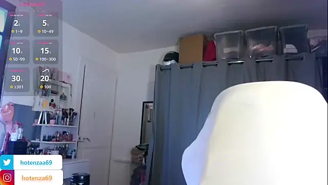 Hotenza69 online show from November 2025 03:23:02 PM