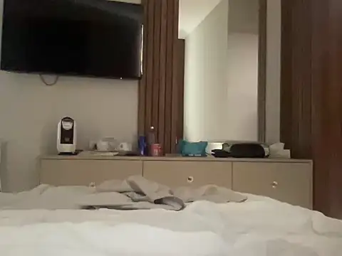 danyiony online show from August 2026 03:37:02 AM