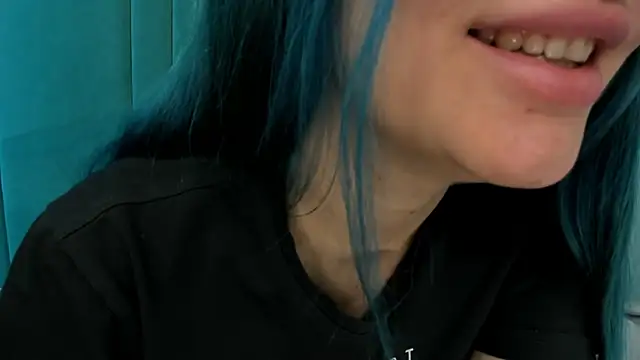 Snapshot of JuliaBusty chatting on January 2026 04:52:02 AM JuliaBusty online show from January 2026 04:52:02 AM