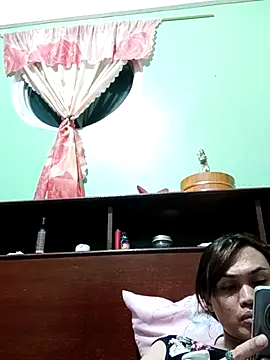 QueenSoreal online show from November 2025 11:36:01 AM