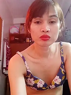 Snapshot of QueenSoreal chatting on February 2025 10:31:01 PM QueenSoreal online show from February 2025 10:31:01 PM
