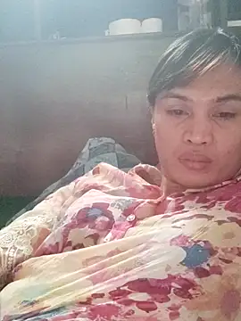 QueenSoreal online show from February 2026 02:22:01 AM