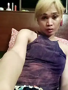 QueenSoreal online show from June 2026 06:14:01 PM