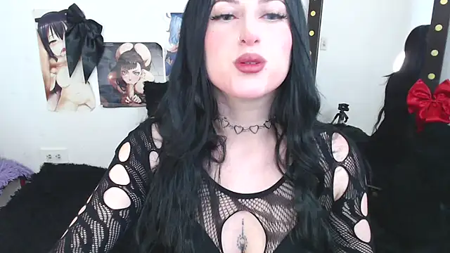 Snapshot of Evelyn_Sheeran chatting on September 2025 03:45:01 AM Evelyn Sheeran online show from September 2025 03:45:01 AM