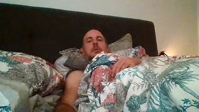 Snapshot of verylargecock chatting on September 2025 09:27:01 PM verylargecock online show from September 2025 09:27:01 PM
