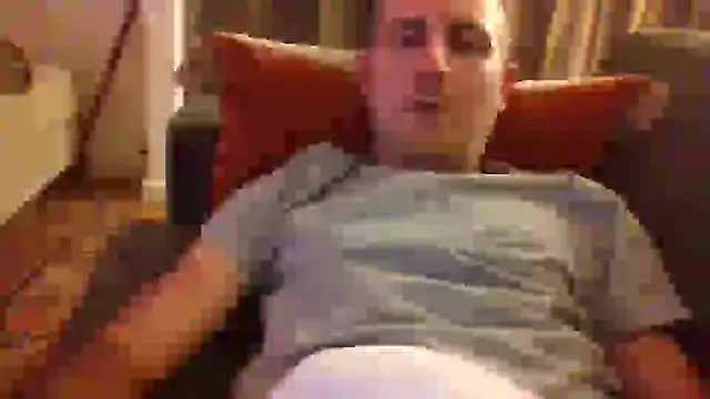 Snapshot of verylargecock chatting on September 2025 10:59:01 PM verylargecock online show from September 2025 10:59:01 PM
