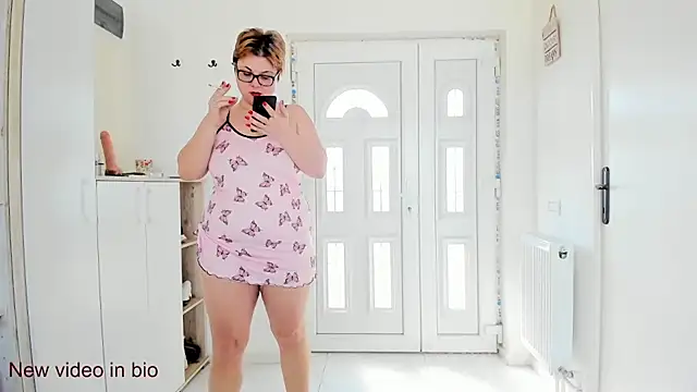 Snapshot of Julia35 chatting on February 2025 09:42:01 AM Julia35 online show from February 2025 09:42:01 AM