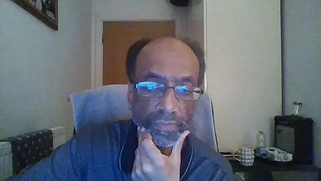 rauncher1 online show from November 2025 12:37:02 AM