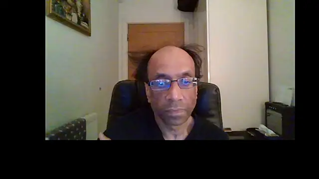 Snapshot of rauncher1 chatting on July 2026 01:21:02 AM rauncher1 online show from July 2026 01:21:02 AM