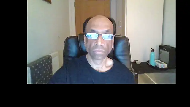 rauncher1 online show from May 2026 09:51:01 PM