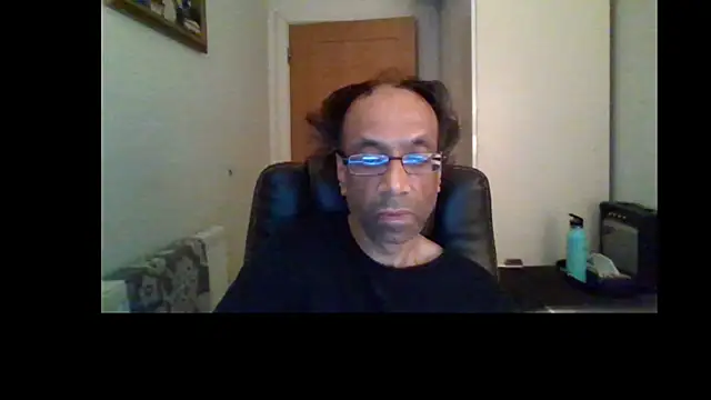 Snapshot of rauncher1 chatting on July 2026 11:05:02 PM rauncher1 online show from July 2026 11:05:02 PM