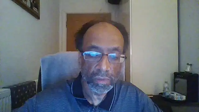 rauncher1 online show from November 2025 09:35:01 AM