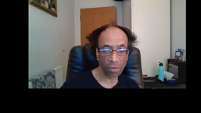 Snapshot of rauncher1 chatting on June 2026 09:15:01 AM rauncher1 online show from June 2026 09:15:01 AM