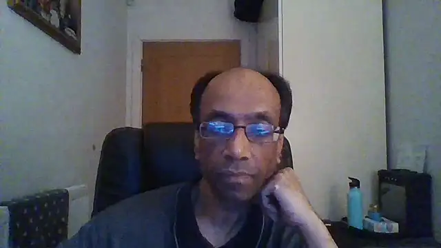 rauncher1 online show from December 2025 09:25:02 AM