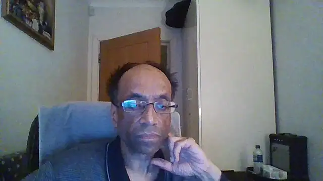 rauncher1 online show from October 2025 09:27:02 PM