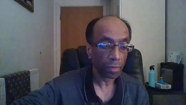 rauncher1 online show from December 2025 11:27:02 PM