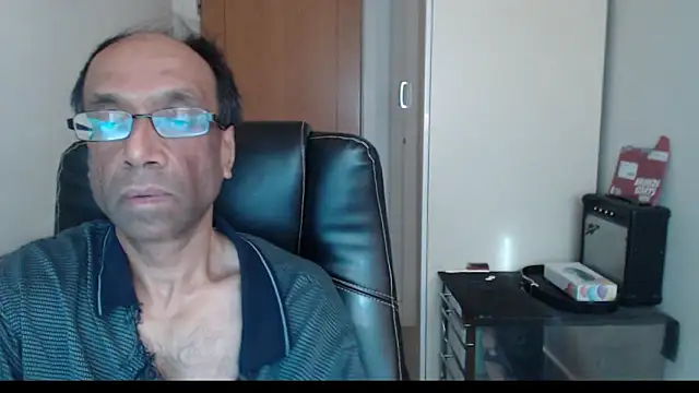 rauncher1 online show from February 2026 12:49:01 PM