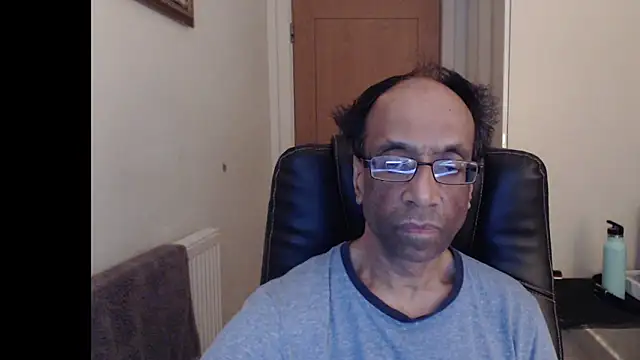 rauncher1 online show from April 2026 11:44:02 PM