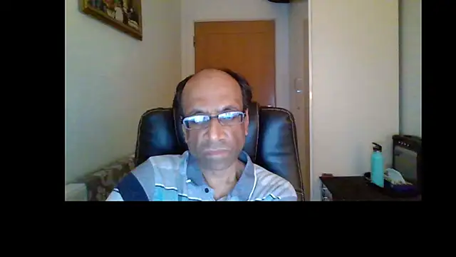 Snapshot of rauncher1 chatting on July 2026 10:32:02 PM rauncher1 online show from July 2026 10:32:02 PM