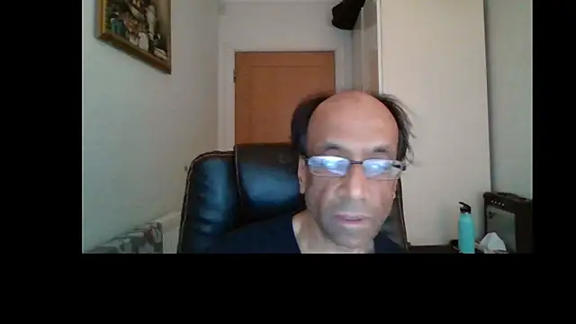Snapshot of rauncher1 chatting on July 2026 08:22:01 AM rauncher1 online show from July 2026 08:22:01 AM