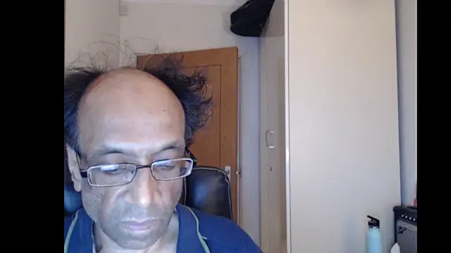 Snapshot of rauncher1 chatting on June 2026 08:58:02 PM rauncher1 online show from June 2026 08:58:02 PM