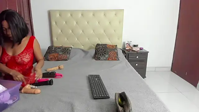 LUISSA  online show from February 2026 10:48:02 AM