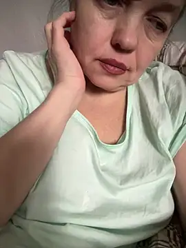 Snapshot of Susanel chatting on March 2025 08:57:01 AM Susanel online show from March 2025 08:57:01 AM