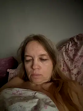 Snapshot of Susanel chatting on October 2025 08:26:01 AM Susanel online show from October 2025 08:26:01 AM