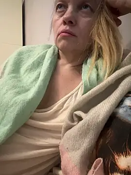 Susanel online show from January 2026 10:13:02 PM