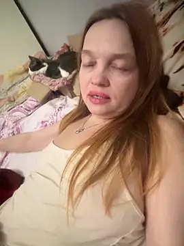 Susanel online show from March 2026 07:04:02 PM