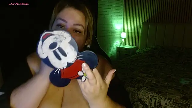 bella savati online show from February 2025 12:14:01 AM