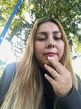 Brittanyrosexx online show from November 2025 09:41:01 PM