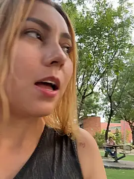 Brittanyrosexx online show from November 2025 09:36:01 PM