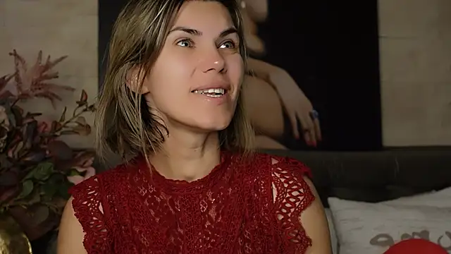 FeliciaKrige online show from April 2026 07:42:02 PM