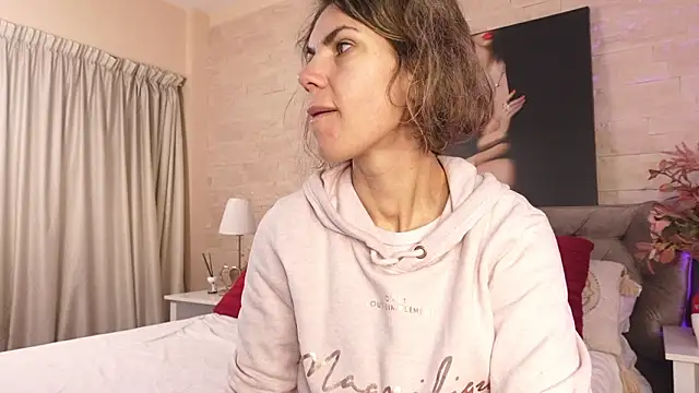 FeliciaKrige online show from February 2026 08:33:02 PM