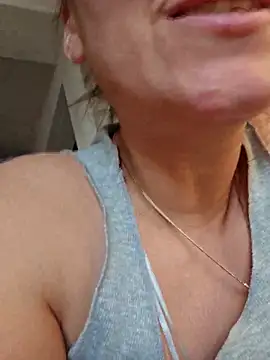 FeliciaKrige online show from February 2025 03:09:01 PM