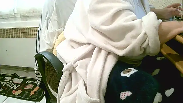 douceur63 online show from April 2026 10:32:01 AM