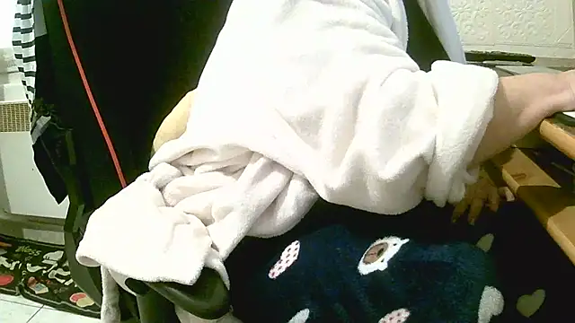 douceur63 online show from March 2026 11:11:02 AM