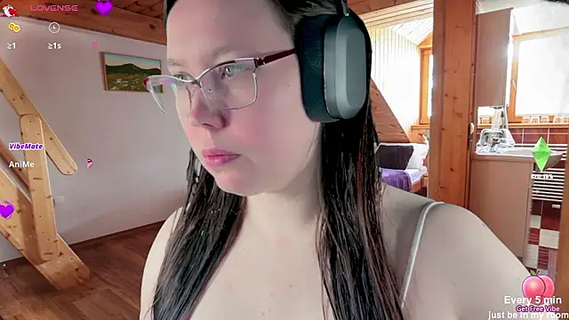 Victoria Romans online show from March 2026 08:03:02 PM