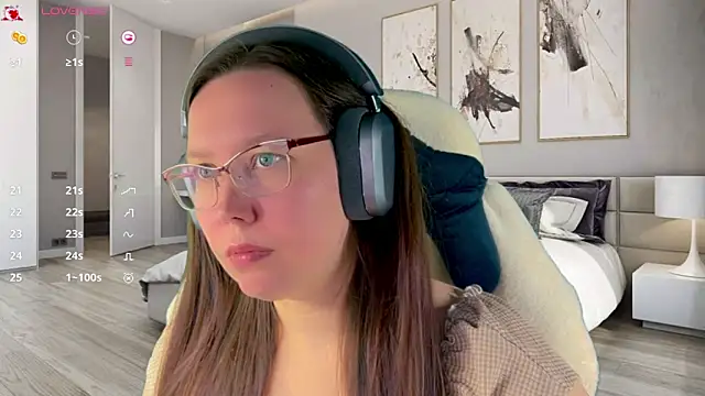 Victoria Romans online show from April 2026 05:08:01 PM