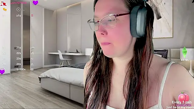 Victoria Romans online show from March 2026 08:31:02 PM