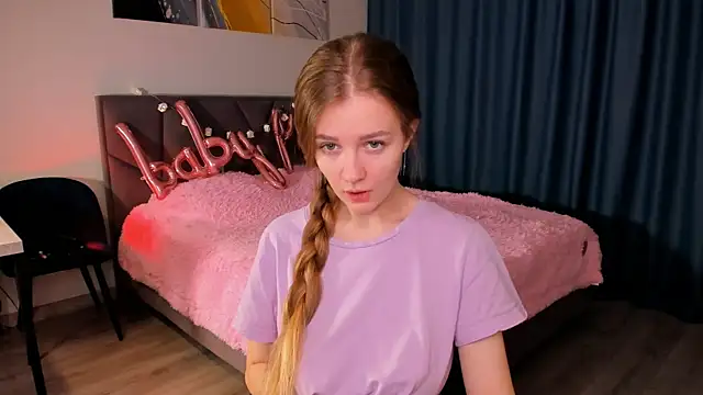 SweetMilkis online show from January 2025 09:48:02 AM