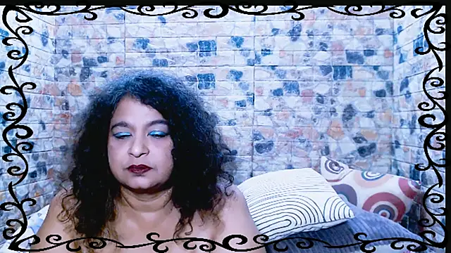 indianstar75 online show from November 2025 05:24:02 PM