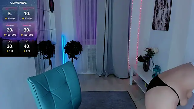 Alexa Lexi  online show from November 2025 03:49:02 PM